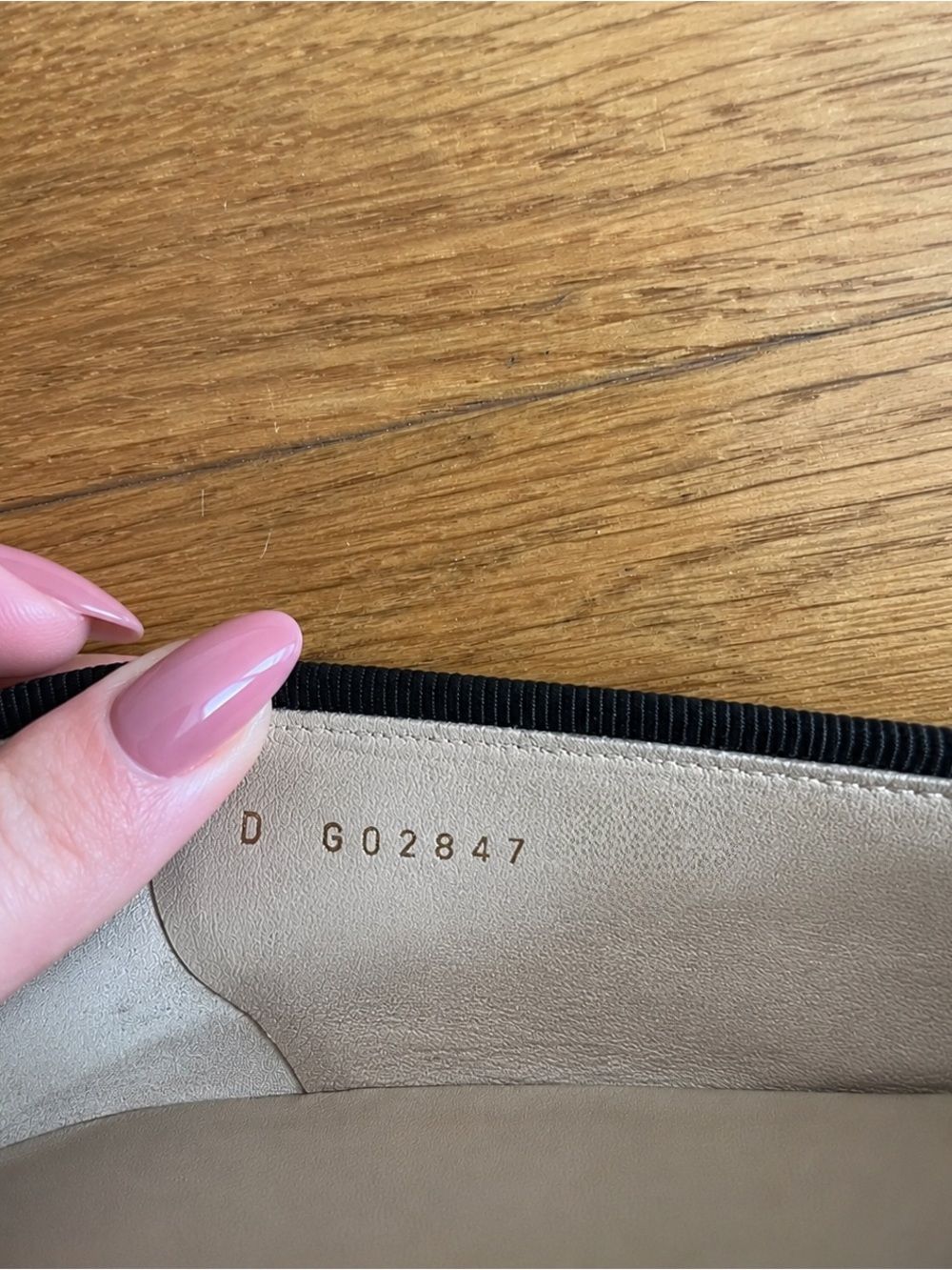 CHANEL Black Cap Toe Ballet Flats Leather Bow CC Logo EU 39